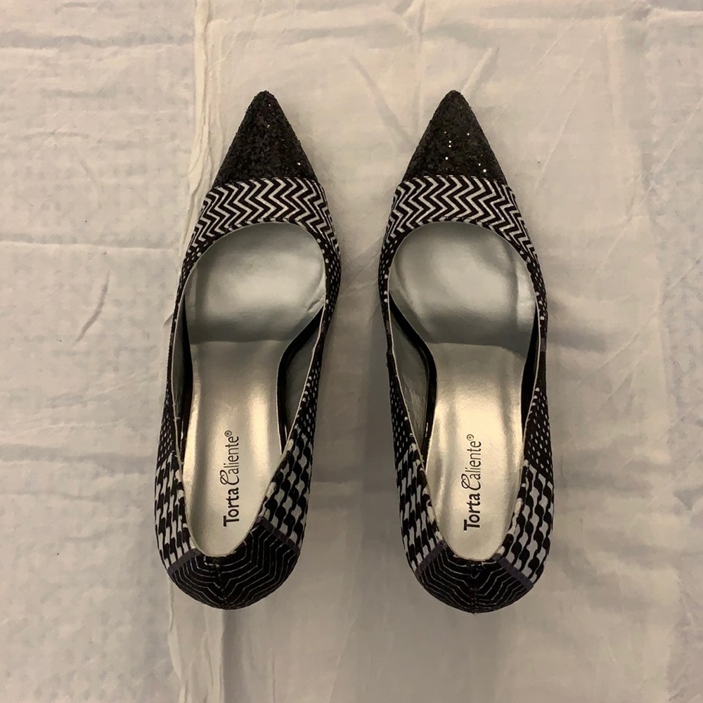 Torta Caliente Heels. Size 8